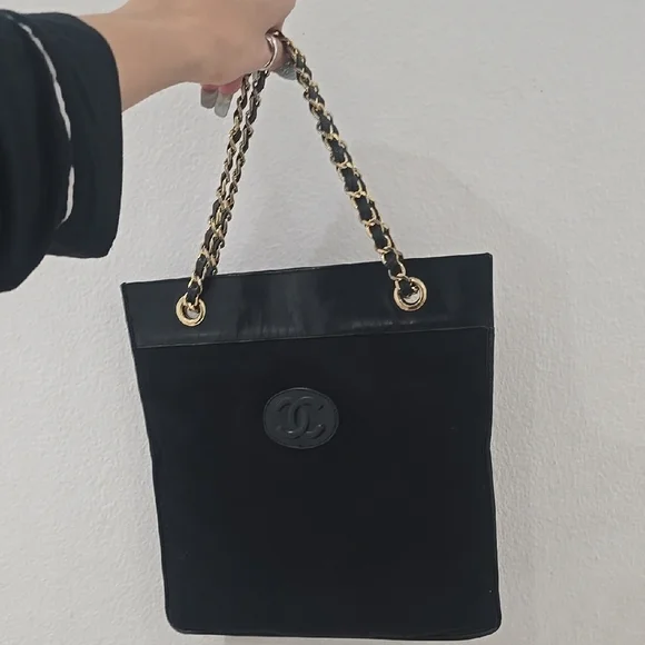 Chanel Black Leather Chain Tote Bag - Picture 12 of 14